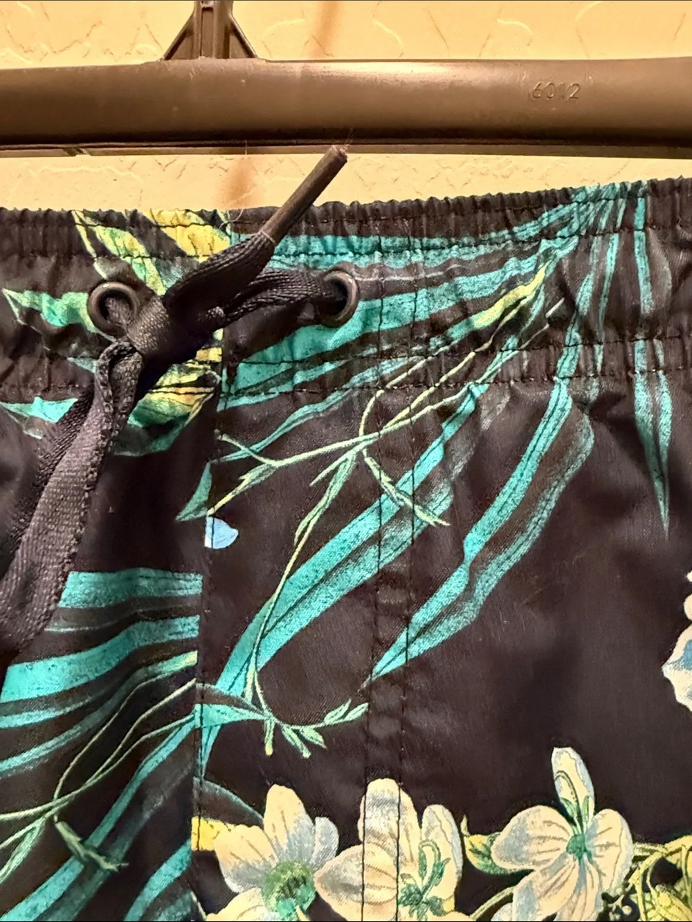 Old Navy Navy Blue Floral Men's Swim Trunks
